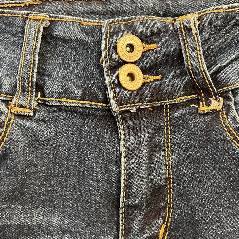 California Vintage junior girls jean shorts - Picture 4 of 7